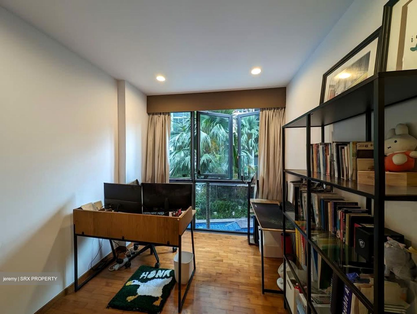 Esparina Residences (D19), Condominium #581897131